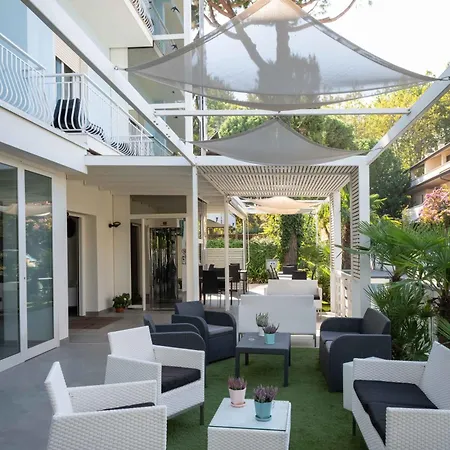 Smart Hotel 3*