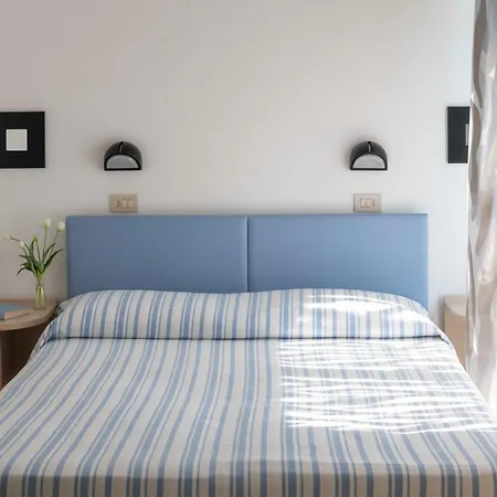 Hotel Smart 3*